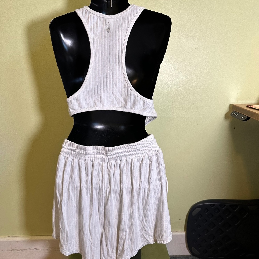 Free People White Romper Large - Picture 5 of 8